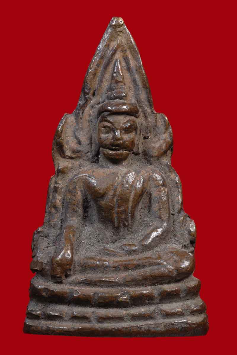  พระพุทธชินราชอินโดจีน ปี 2485 กลุ่มสังฆาฏิสั้น "หน้าพญาหงส์" 