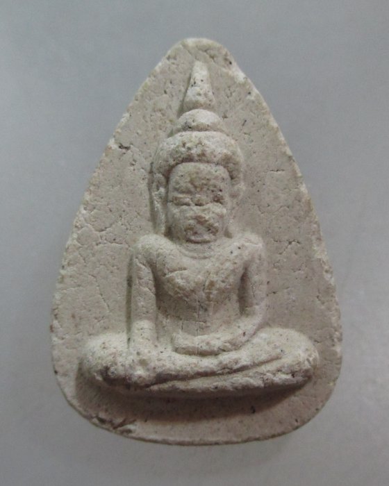 20 บาท เนื้อผงหลวงปู่ดู่ วัดสะแก จ.อยุธยา ปี๒๐ พิมพ์วัดตะไกร