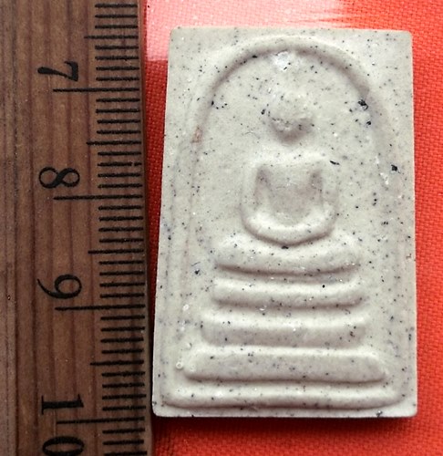 เริ่ม 10 บาท กับ ผงพระสมเด็จ รุ่นเศรษฐี บ้านนอก วัดกลางบางปะกง จ.ฉะเชิเงทรา…BB180