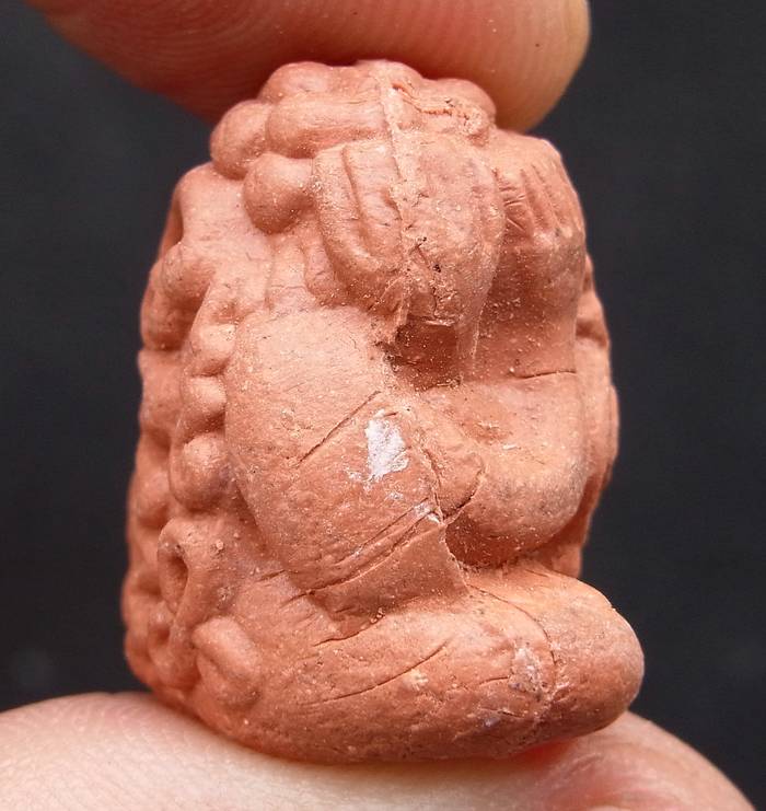 พระปิดตาชมพูนุช ปี53 เนื้อผง หลวงปู่เสก ออกวัดซับลำใย