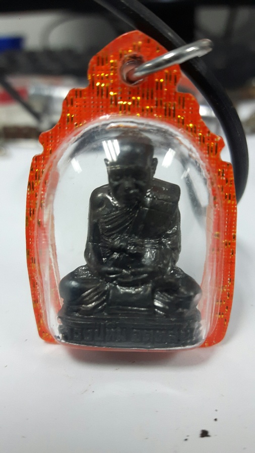 รูปหล่อปู่ทิม วัดพระขาว