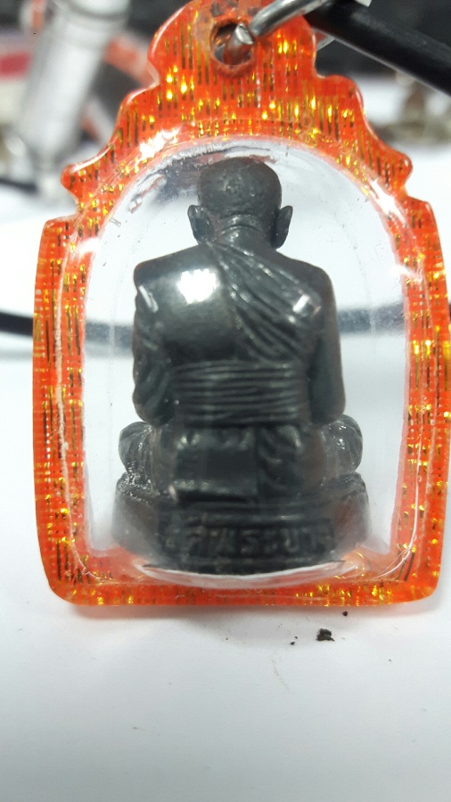 รูปหล่อปู่ทิม วัดพระขาว