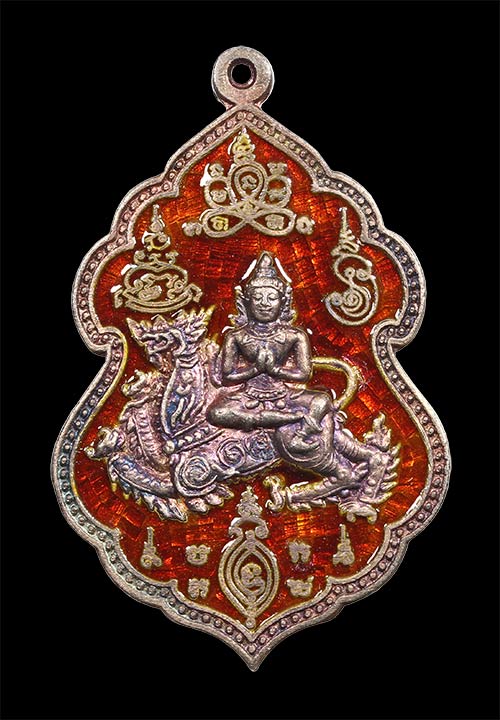 เหรียญเทวดาขี่สิงห์ พระครูมนูธรรมวัตร (ลพ.สาคร) วัดหนองกรับ จ.ระยอง เนื้อเงินลงยาสีแดง หมายเลข119