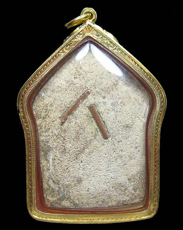 ขุนแผนพรายกุมาร พิมพ์ใหญ่ ซุ้มขาด ตะกรุดคู่ เลี่ยมทองกันน้ำพร้อมบูชา