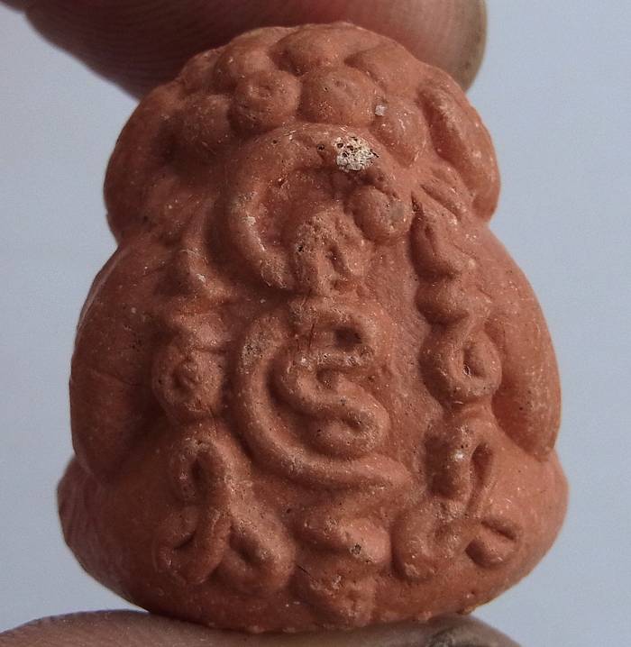 พระปิดตาชมพูนุช ปี53 เนื้อผง หลวงปู่เสก ออกวัดซับลำใย