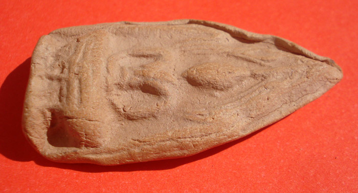 พระซุ้มทอง กรุกลางทุ่ง อยุธยา ติดรางวัล