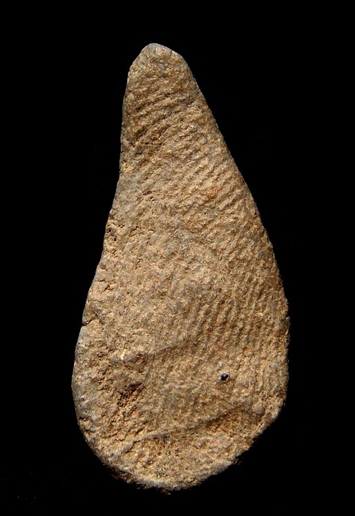 นางสุโขทัย พิมพ์จิ๋ว เนื้อเขียว อลังการแห่งศิลป์สุโขทัยสู่พระพิมพ์ขนาดเล็ก