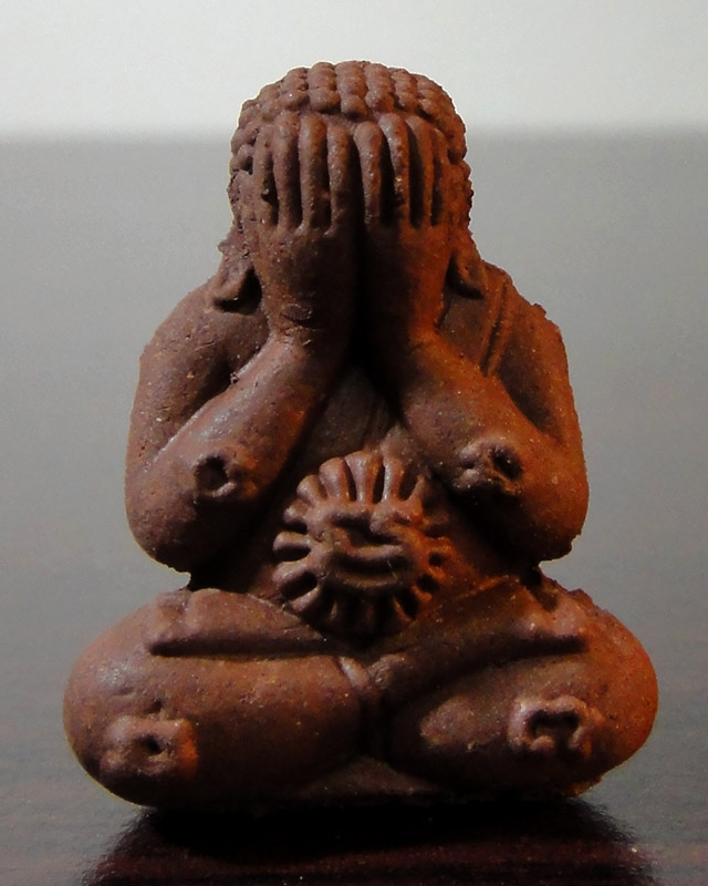 ++ราคาพิเศษ..เคาะเดียว++ พระปิดตาหลวงปู่หมุน วัดป่าหนองหล่ม ปี59 หลังติดเหรียญเม็ดยา