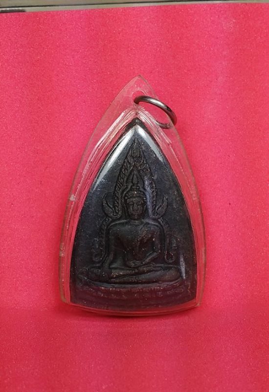 พระพุทธชินราช พิธีจักรพรรดิ์ ปี 2515 เนื้อดิน วัดพระศรีฯ จ.พิษณุโลก มาพร้อมบัตรรับรองครับ