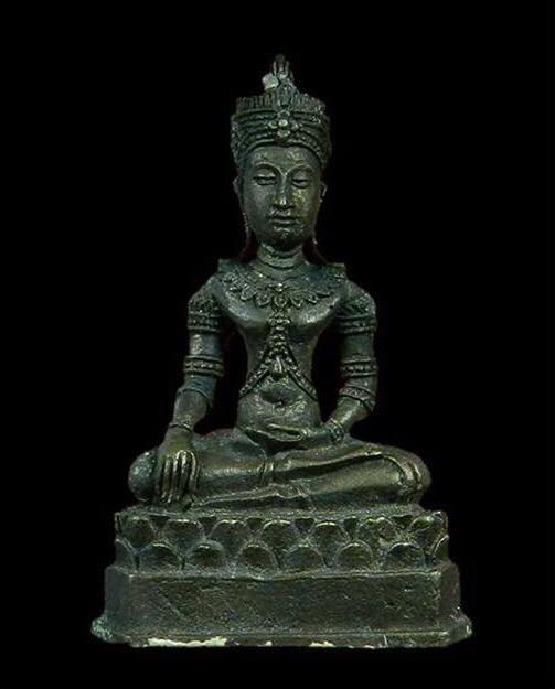 พระพุทธแก้วสารพัดนึก (หลวงพ่อดำ)รุ่นแรก หลวงพ่อจรัญ วัดอันพวัน เนื้อทองเหลืองรมดำ