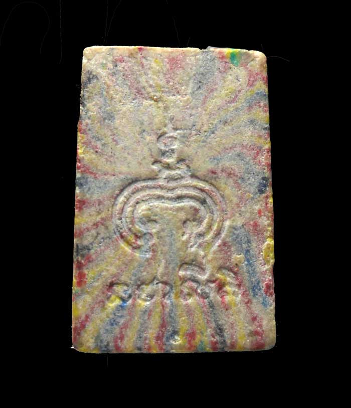 พระสมเด็จเนื้อผงลาย พิมพ์คะแนน หลวงพ่อแพ วัดพิกุลทอง จังหวัดสิงห์บุรี