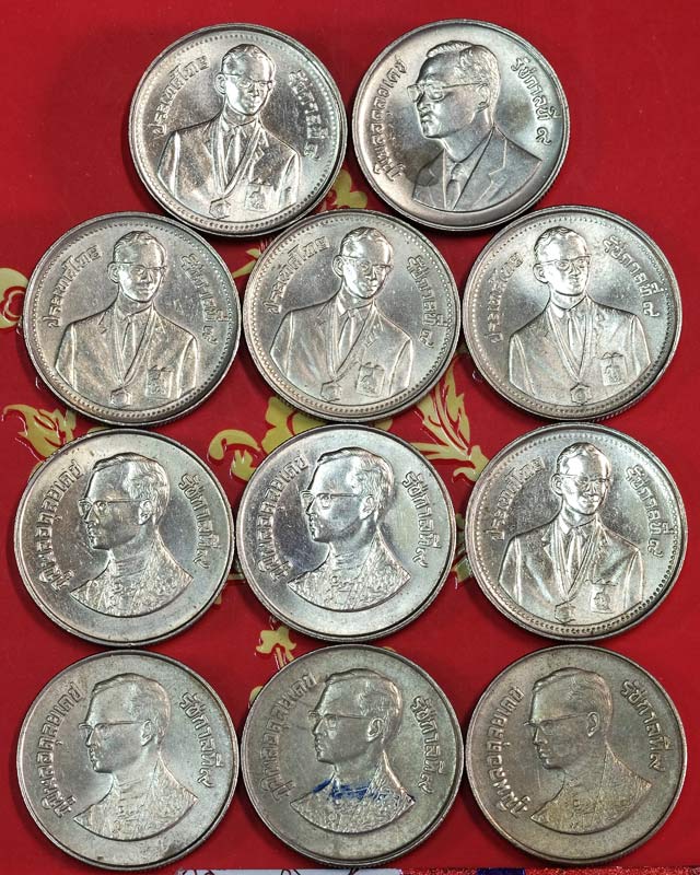 เหรียญ 2บาท 4แบบ รวมจํานวน 11เหรียญ(มีเหรียญ ปีต้นไม้แห่งชาติ 1เหรียญ)สภาพใหม่,ขาวสวยครับ/wm20