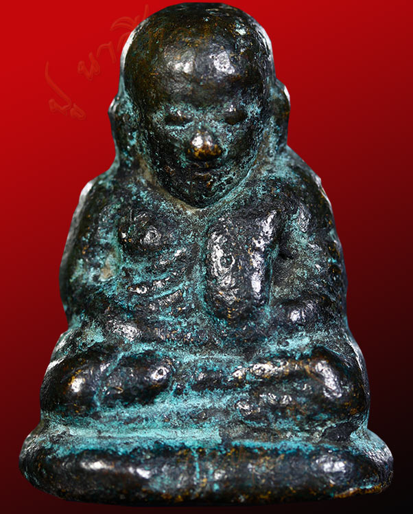 หลวงพ่อเงิน วัดบางคลาน จังหวัด พิจิตร รุ่นปืนแตก พิมพ์นิยมเศียรโต ปี ๒๕๒๘ ๒