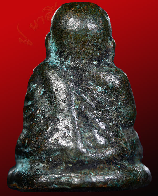 หลวงพ่อเงิน วัดบางคลาน จังหวัด พิจิตร รุ่นปืนแตก พิมพ์นิยมเศียรโต ปี ๒๕๒๘ ๒