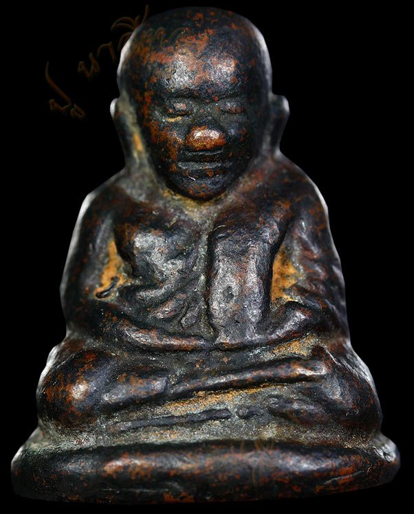 หลวงพ่อเงิน วัดบางคลาน จังหวัด พิจิตร รุ่นปืนแตก พิมพ์นิยมเศียรโต ปี ๒๕๒๘  ๓