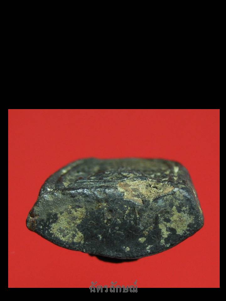 ซุ้มเถาวัลย์ กรุวัดชนะสงคราม