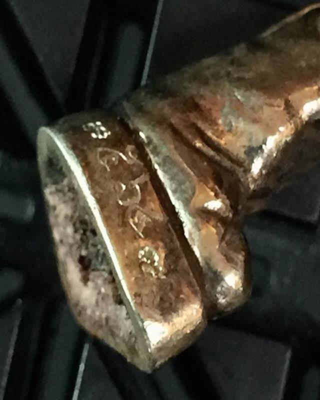 รูปหล่อ หลวงพ่อจรัญ วัดอัมพวัน รุ่นปลอดภัย มิ่งมงคล มหาเศรษฐี  81 พรรษา เลข 564 ปี52 กล่องเดิม