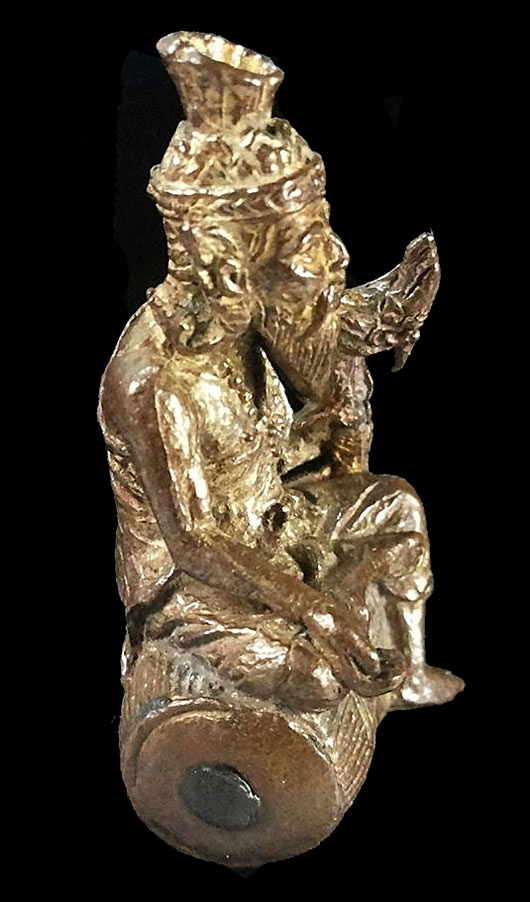 รูปหล่อฤาษีนั่งกลอง พระอธิการใจ วัดพระยาญาติ จ.สมุทรสงคราม ปี2552 เนื้อสำริด หมายเลข 111