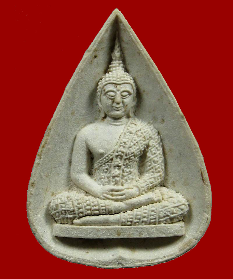 พระแก้วมรกต หลัง ภปร. วัดบวรนิเวศวรวิหาร กรุงเทพฯ ปี 2530