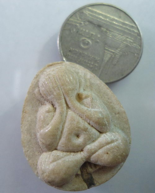 	“ พระปิดตา ยันต์ดวง ฝังตะกรุด หลวงพ่อสมชาย ฐิตวิริโย วัดเขาสุกิม จ.จันทบุรี สวยงามครับ ”