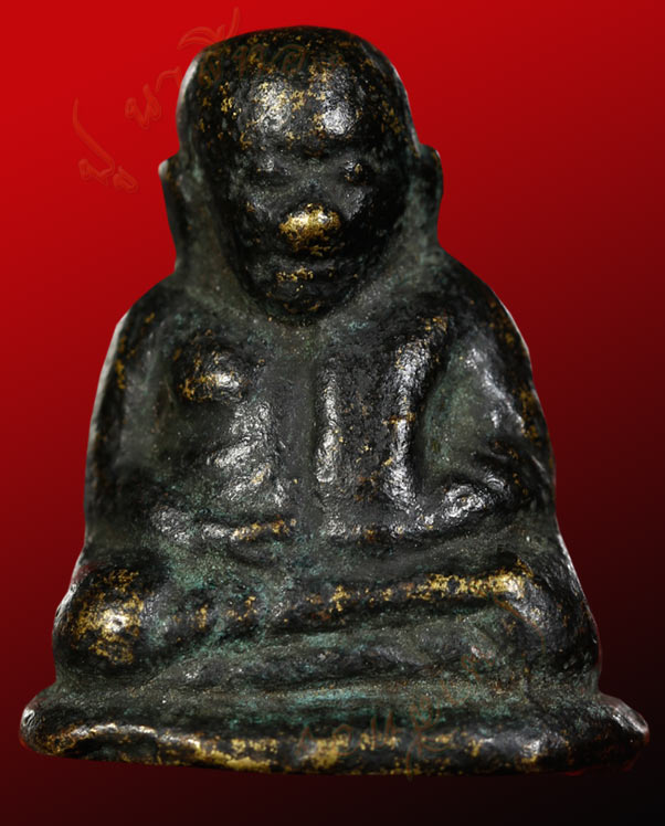 หลวงพ่อเงิน วัดบางคลาน จังหวัด พิจิตร รุ่นปืนแตก พิมพ์นิยมเศียรโต ปี ๒๕๒๘ ๔