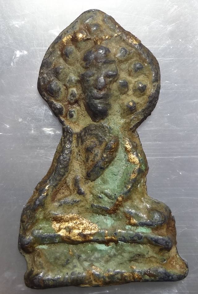 พระปรกโพธิ์ เชียงแสน พิมพ์โพธิ์เม็ด