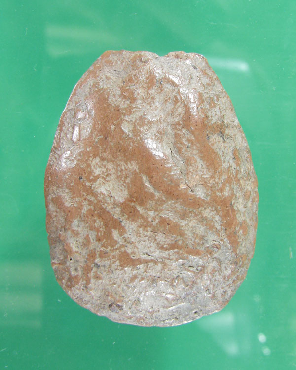 พระกรุเนื้อดิน