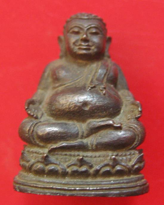 พระสังกัจจายน์ หลวงพ่อเกษม เขมโก รุ่นสวัสดี ปี 2532 เนื้อนวะ สวยๆเดิมๆ พร้อมกล่องเดิม