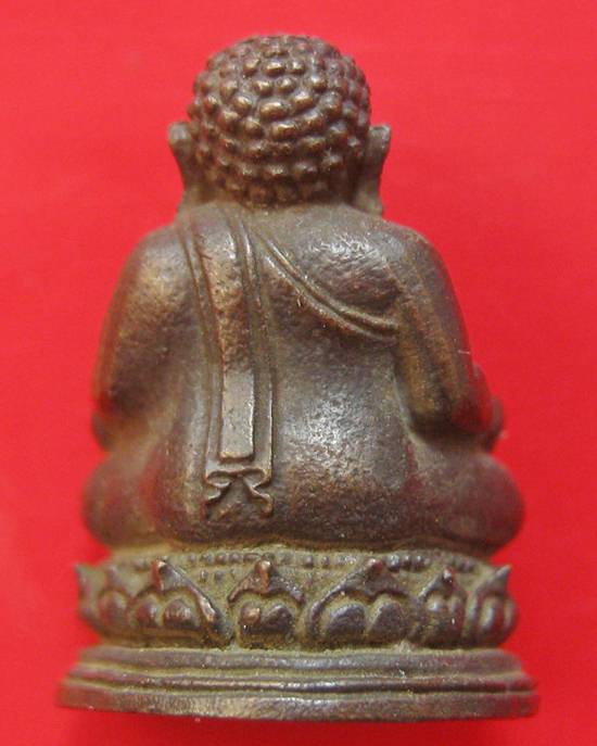 พระสังกัจจายน์ หลวงพ่อเกษม เขมโก รุ่นสวัสดี ปี 2532 เนื้อนวะ สวยๆเดิมๆ พร้อมกล่องเดิม