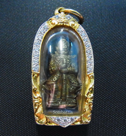 รูปหล่อท้าวเวสสวรรณ เนื้อทองผสม (ยักษ์) รุ่นไตรมาสชนะมาร หลวงปู่หมุน