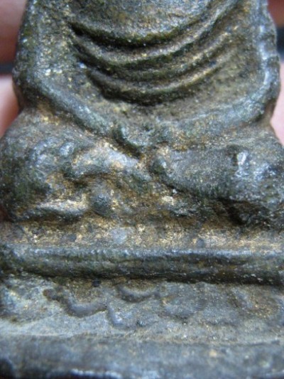 พระกรุวัดหูแกง เนื้อตะกั่วสนิมแดง จ.ตรัง สภาพพอสวย มาพร้อมบัตรรับรองความแท้