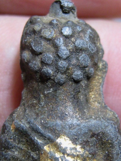 พระกรุวัดหูแกง เนื้อตะกั่วสนิมแดง จ.ตรัง สภาพพอสวย มาพร้อมบัตรรับรองความแท้