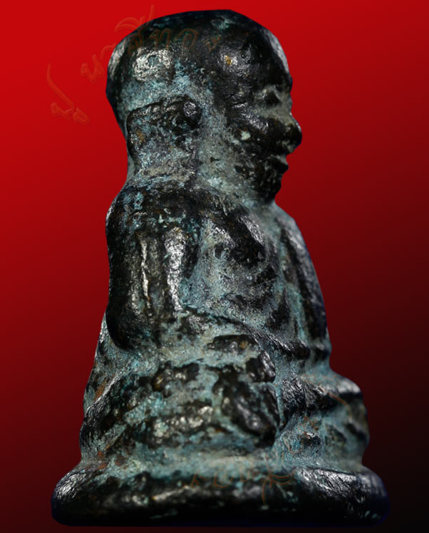 หลวงพ่อเงิน วัดบางคลาน จังหวัด พิจิตร รุ่นปืนแตก พิมพ์นิยมเศียรโต ปี ๒๕๒๘