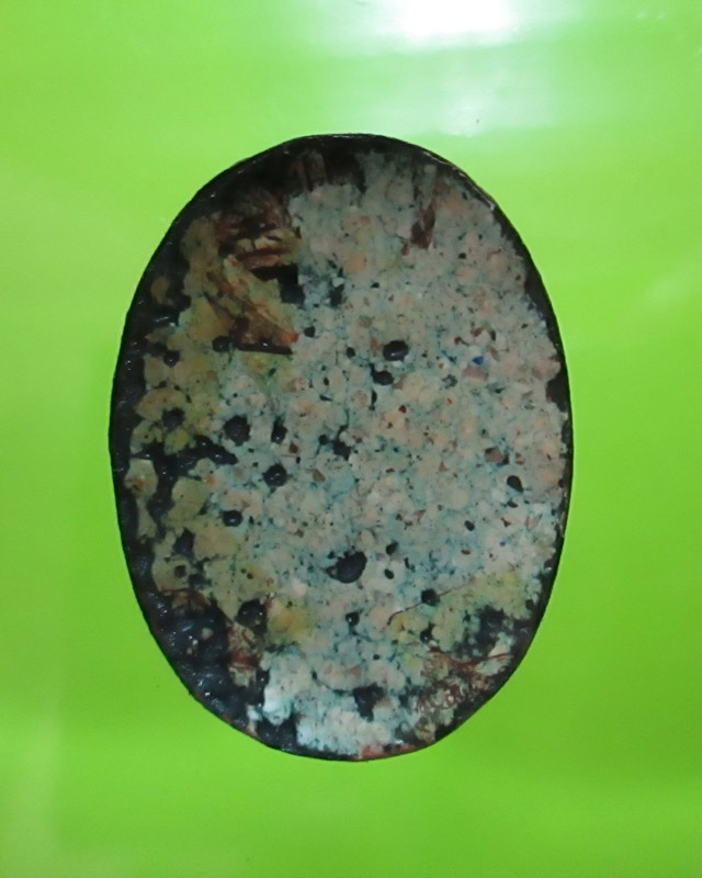 ล็อกเก็ตในหลวง ออกวัดไผ่ล้อม หลวงปู่ทิมเสก สวยเก่าๆ