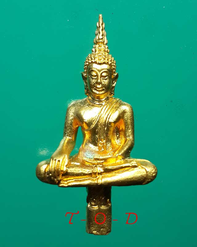 พระยอดธง วัดสัตหีบ