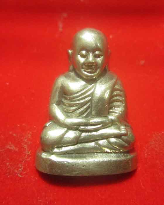 รูปเหมือนหลวงพ่อเงิน 91ปี กรมเสมียนตราพิธีดีปลุกเสก 3วาระ วัดสุทัศนเทพวราราม วัดพระแก้ว วัดบางคลาน 