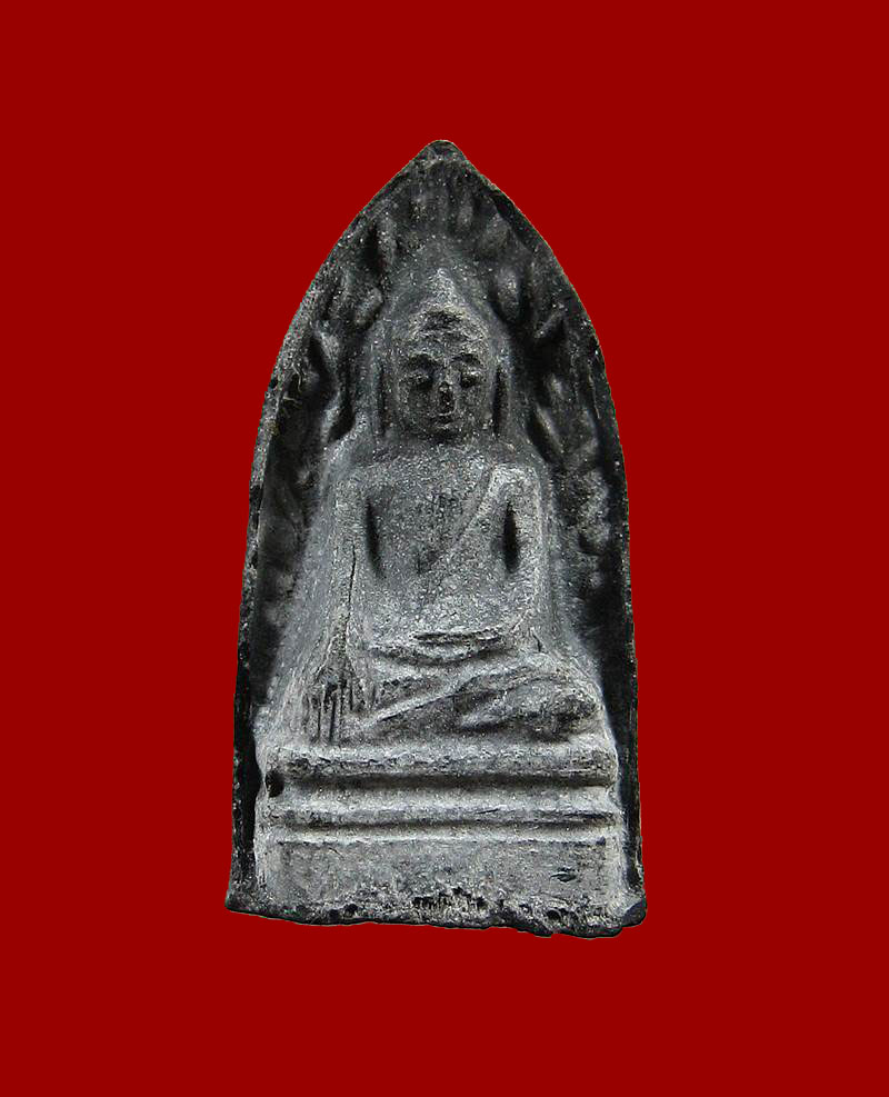 พระรอด  หลวงพ่อแพ วัดพิกุลทอง จ.สิงห์บุรี