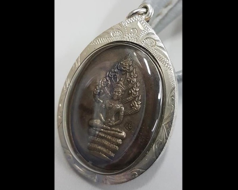 พระนาคปรกเนื้อทองแดง เบอร์ 5116 หลวงพ่อสาครเลี่ยมเงินพร้อมใช้ กล่องเดิม ห่วงเดิม