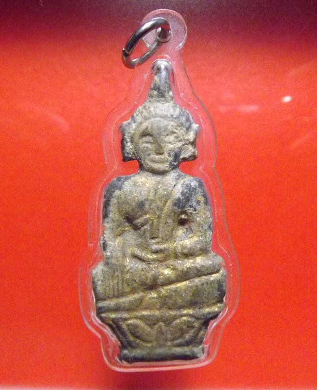 พระกรุเชียงแสน พิมพ์ตุ๊กตาใหญ่ ลงทองในกรุ