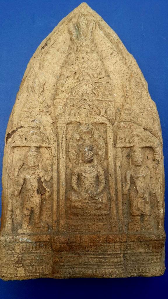 พระสาม (ตรีกาย) เนื้อดิน ศิลปะลพบุรี ขนาดใหญ่