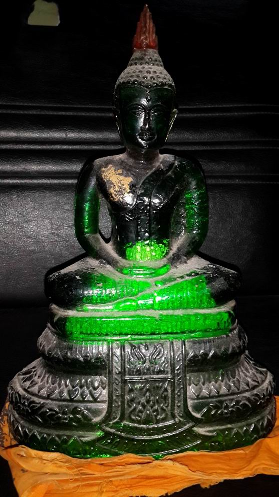 พระแก้วมรกต 25 ศตวรรษ หน้าตัก 5 นิ้ว