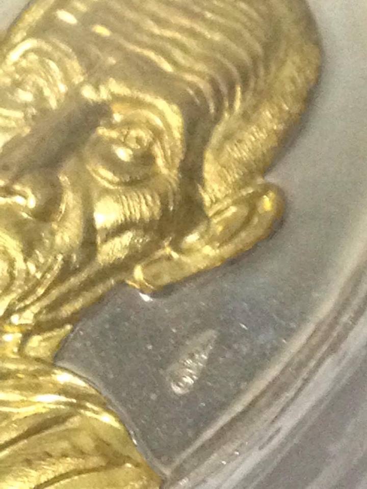 หลวงพ่อรวย รุ่น รวย คูณ ทอง รศ.233