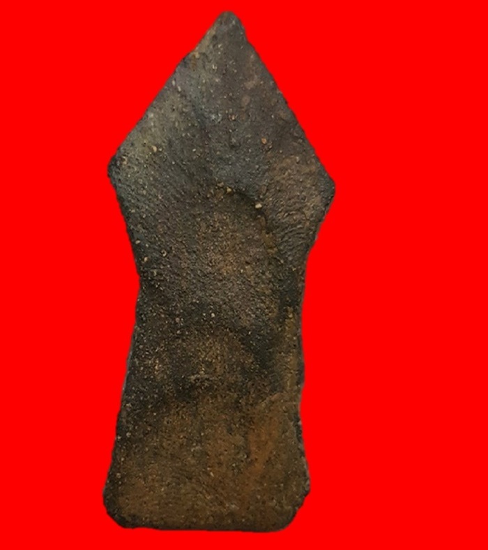 พระยอดขุนพล พิมพ์ฐานสูงเนื้อดิน กรุเตาทุเรียง จ.สุโขทัย