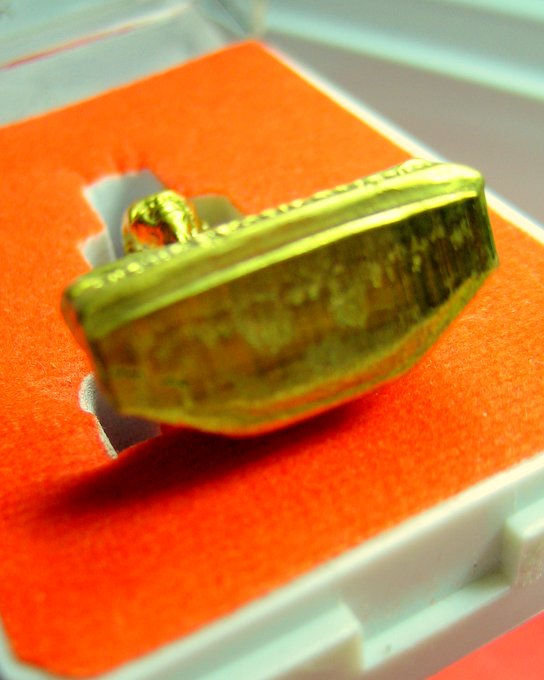 หลวงปู่บัว วัดศรีบูรพาราม รูปเหมือนปั๊มรุ่นแรก สร้างบารมี  