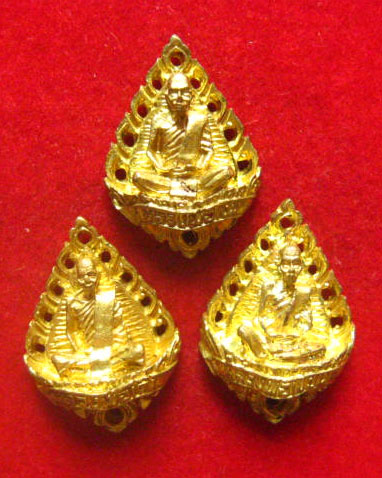 หลวงพ่อเงิน หลวงพ่อเดิม หลวงพ่อเขียน รุ่น เสาร์ 5 ปี 39 วัดไดรัง พิจิตร สวยครบชุด