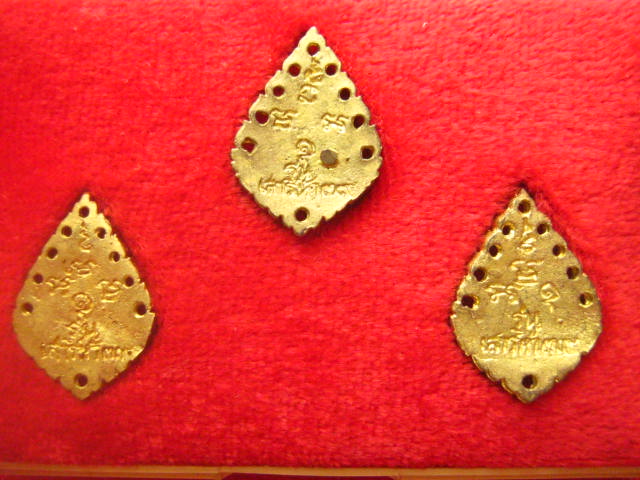 หลวงพ่อเงิน หลวงพ่อเดิม หลวงพ่อเขียน รุ่น เสาร์ 5 ปี 39 วัดไดรัง พิจิตร สวยครบชุด