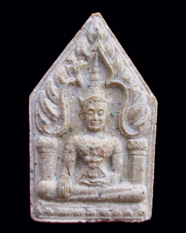 พระขุนแผนพุทธนิมิตพิชิตมาร (พิมพ์ยันต์โย้) เนื้อหยกบูรพา หลวงปู่บัว วัดศรีบุรพาราม จ.ตราด ปี ๒๕๕๒