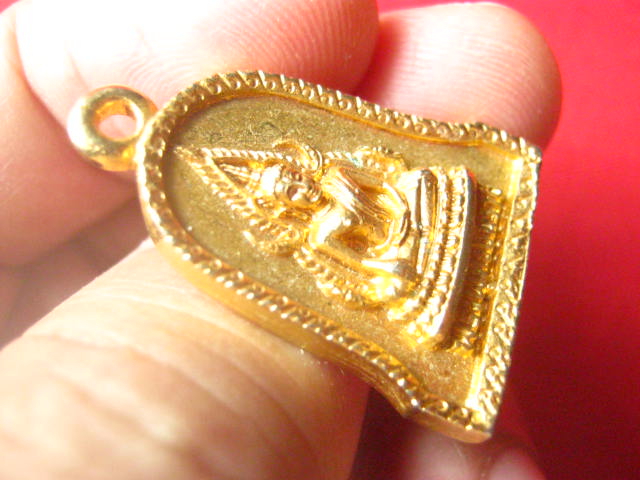 เหรียญหล่อพระพุทธชินราช รุ่น 639 พิมพ์ทรงระฆัง วัดพระศรีรัตนมหาธาตุ พิษณุโลก 