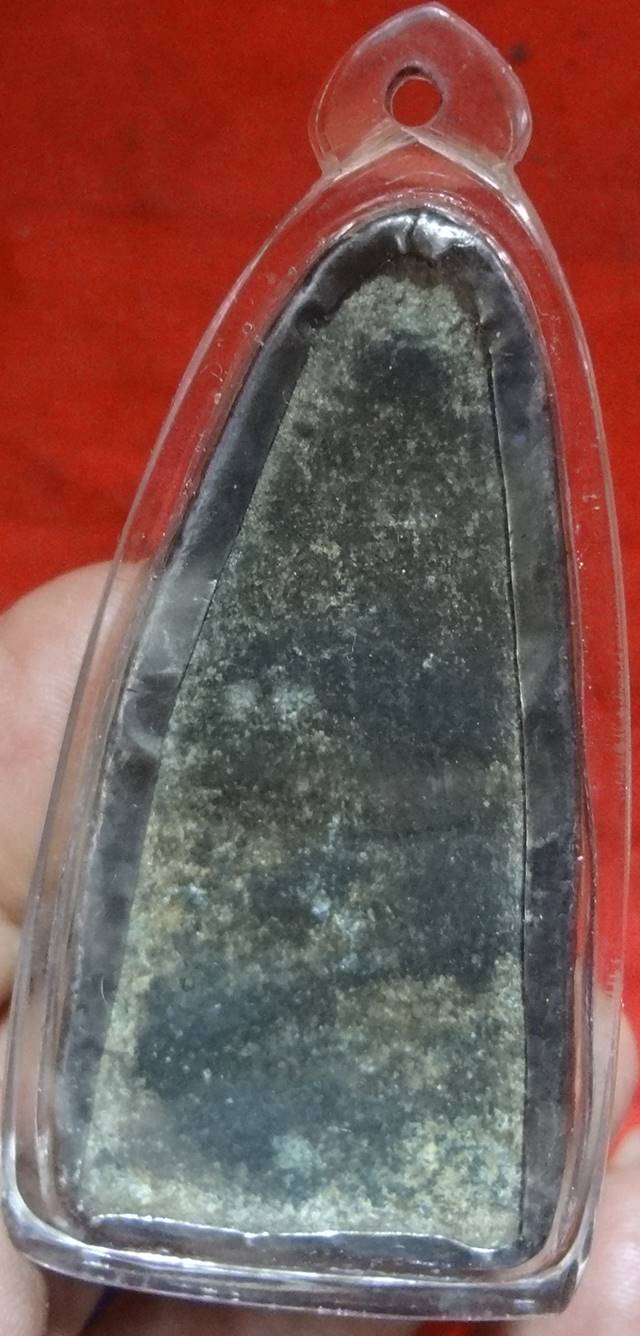  พระหูยาน ลพบุรี เนื้อชินเชียว พิมพ์ใหญ่ ทรงเครื่อง  เลี่ยมเงินเดิมเก่าๆ สุดคลาสสิค