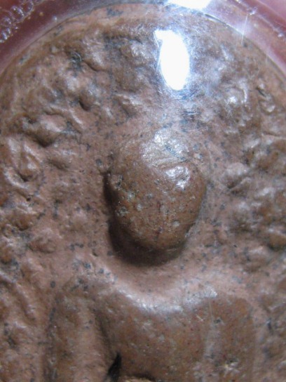 พระเปิม เนื้อดิน กรุวัดคู้ยาง จ.กำแพงเพชร อยู่ในเลี่ยม สภาพพอใช้